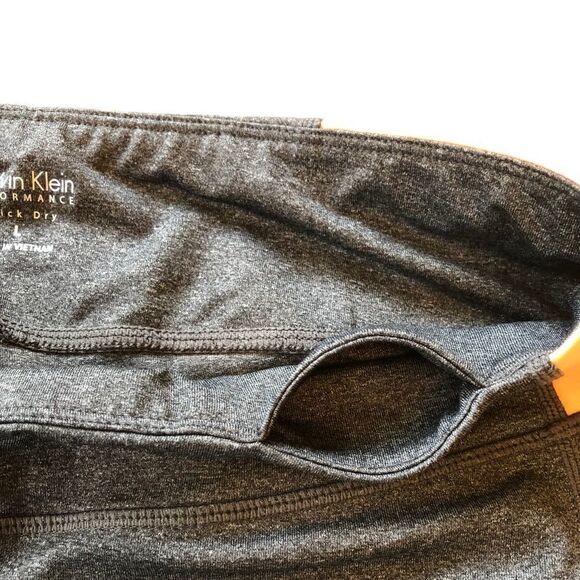 calvin Klein Capris EUC - Picture 5 of 11